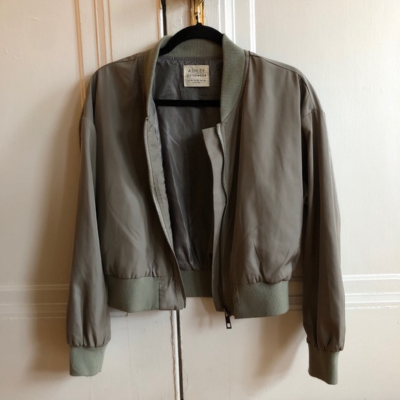 Ashley By 26 International Green Bomber Jacket - Picture 3 of 8